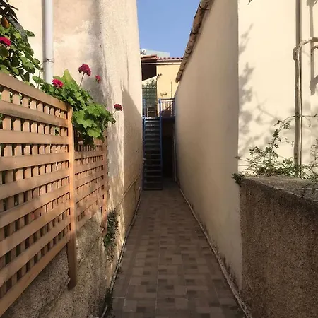 Апартаменты Tastefully Decorated One-bedroom - Chania *